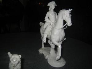 Фарфоровую статуэтку-Всадник на коне-,Германия,Нимфенбург,1920-е