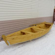 Лодка деревянная новая