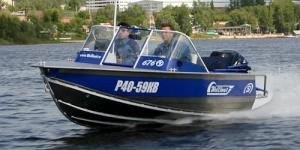 Продаем лодку (катер) Салют-510