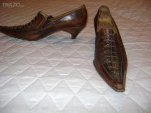 Продам женские туфли 37 кожа ручная работа Италия чуть б/у