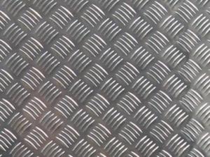 Алюминиевый лист рифленый квинтет 2,5мм 2,5х1000х2000мм ГОСТ 1050 АН24 марка АД0