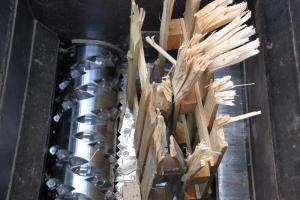 Продаем промышленные шредеры для измельчения отходов древесины, ДСП, МДФ, ТБО, поддонов