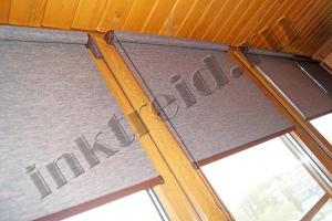 Рулонные шторы на коричневые пластиковые окна