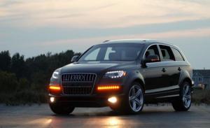 Запчасти б/у и новые для Audi Q7.