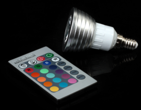 Лампа светодиодная многоцветная RGB E14 с пультом управления