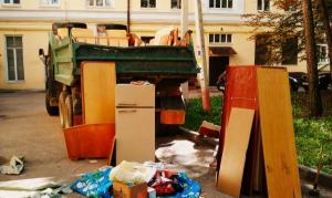 Вывоз мусора. Утилизация старой мебели в Краснодаре.
