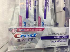 Домашнее отбеливание зубов: Зубная паста Crest 3D White Brilliance c эффектом отбеливания
