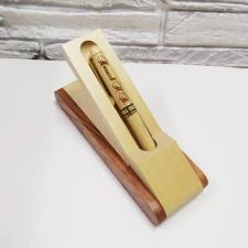 Деревянная ручка с гравировкой в футляре