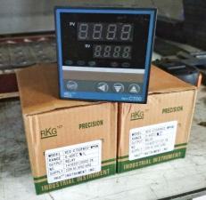 Цифровой контроллер температуры REX-C700