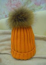 Оранжевая шапка, помпон-натуральный мех