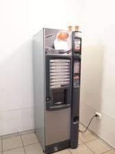 В ЮАО у МКАД место для кофе автомата