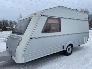 Крепкий немецкий трейлер,караван,автодом,жилой-прицеп,дом на колёсах,Прицеп дaча KIP Grey-Line 2000 года с палаткой