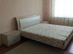 Комната 20 кв.м., Космонавтов, 2 - 4000 рублей