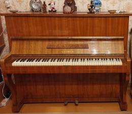 Продам фортепиано "LEGNICA", Польша