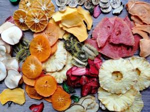 Продажа сушеных фруктов и овощей мелким и средним оптом