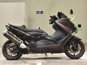 Макси скутер Yamaha T-MAX 530A рама SJ12J модификация Gen.4 спортивный гв 2014 пробег 8 т.км коричневый