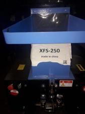 Маленькая дробилка XFS-250 для пластика