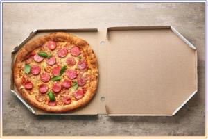 Картонная коробка для горячей и ароматной пиццы