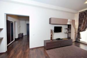 Сдается 1 комнатная укомплектованная квартира по адресу:Куровское Новинское шоссе, 26