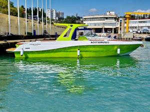 Моторный круизный катер Fortuna Yachts Calypso 40CС