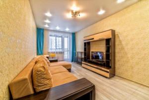 Сдается 1 комнатная укомплектованная квартира по адресу:Барнаул ул. Чкалова д. 21