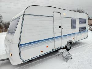 Автодом-семейный,караван,дом на колёсах,кемпер,трейлер,Прицеп дaча Adria 2006 года 5 мест с палаткой и мувером