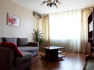 Сдам двухкомнатную квартиру на любой срок по адресу:Байкальск, микрорайон Гагарина, 150