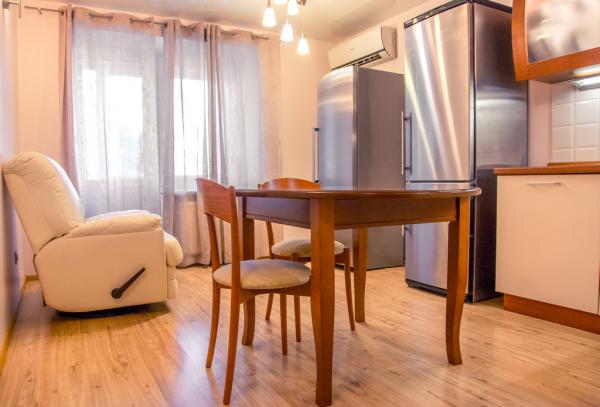 Двухкомнатную квартиру на любой срок по адресу:Горячий Ключ Школьная ул ...