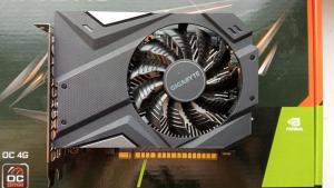 Видеокарта GIGABYTE NVIDIA GeForce GTX 1650 4 ГБ (GV-N1656OC-4GD)(rev. 1.0)