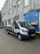 Бортовой грузовик во Владивостоке