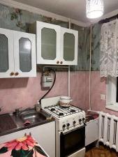 Сдам двухкомнатную квартиру на любой срок по адресу:Сызрань Хвалынскаяул.89