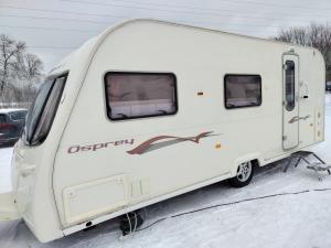 Уютный-караван,дом на колёсах,кемпер,автодом,Прицеп дача Avondale Osprey 2006 год 4 места с раздельной душевой