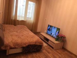 Сдается комната в квартире на любой срок по адресу: Ачинск улица Кравченко, 3