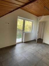 Продам двухкомнатную квартиру в Коваче