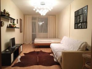 Сдам 1 комнатную хорошую квартиру по адресу:Санкт-Петербург, Проспект Стачек, 67к7
