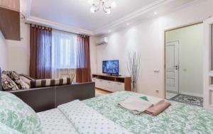 Сдам 2 комнатную хорошую квартиру по адресу:Алейск, Ульяновский проспект, 88