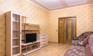 Сдается однокомнатная квартира на любой срок по адресу:Усть-Кут, ул. Пушкина, 103