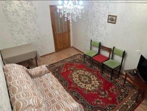 Сдается двухкомнатная квартира на любой срок по адресу:Каменск-Шахтинский, ул. Желябова, 38