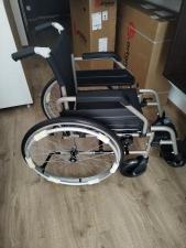 Кресло - коляска инвалидная Ortonika Base Lite 200