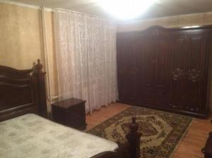 Срочно сдается двухкомнатная квартира на любой срок по адресу:Фокино, улица Комсомольская 19
