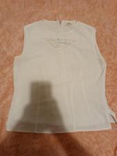Продам: белую блузку