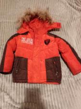 Продам: зимнюю куртку для девочки