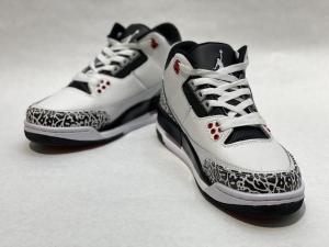 Кроссовки Nike Air Jordan 3 Retro
