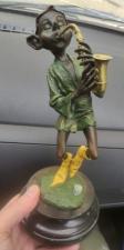 Бронзовая статуэтка Саксофонист, крашеная бронза, высота 23 см