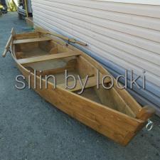 Лодка деревянная плоскодонная