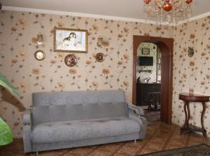 Сдам дом с баней в городе Приморско-Ахтарск, улица Чапаева 89920090548