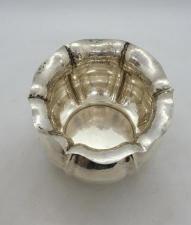Серебряная вазочка для орешков, серебро 800 проба, Европа