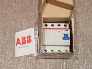 УЗО ABB трехфазное F204 40A 300mA