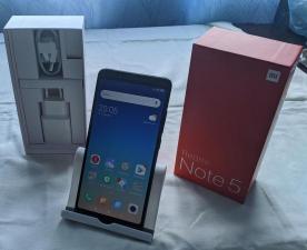 Смартфон Xiaomi Redmi Note 5