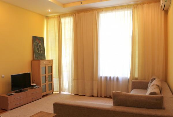 Квартира в аренду в Североонежске, 1-й микрорайон, 1 фото №0